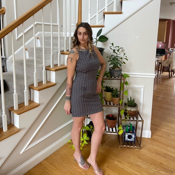 Adorable 90s High Neck Should’ve Been a Jumper Dress - Picture 4 of 9